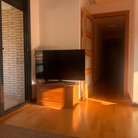 With Pool And Parking Apartment *